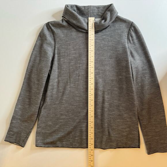 Lafayette 148 Striped Turtleneck Sweater in Black and White Sz M | Comfy Neutral - Picture 11 of 12